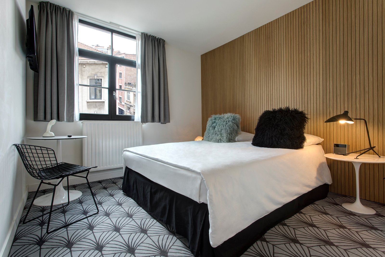 Vintage Hotel Brussels, rooms