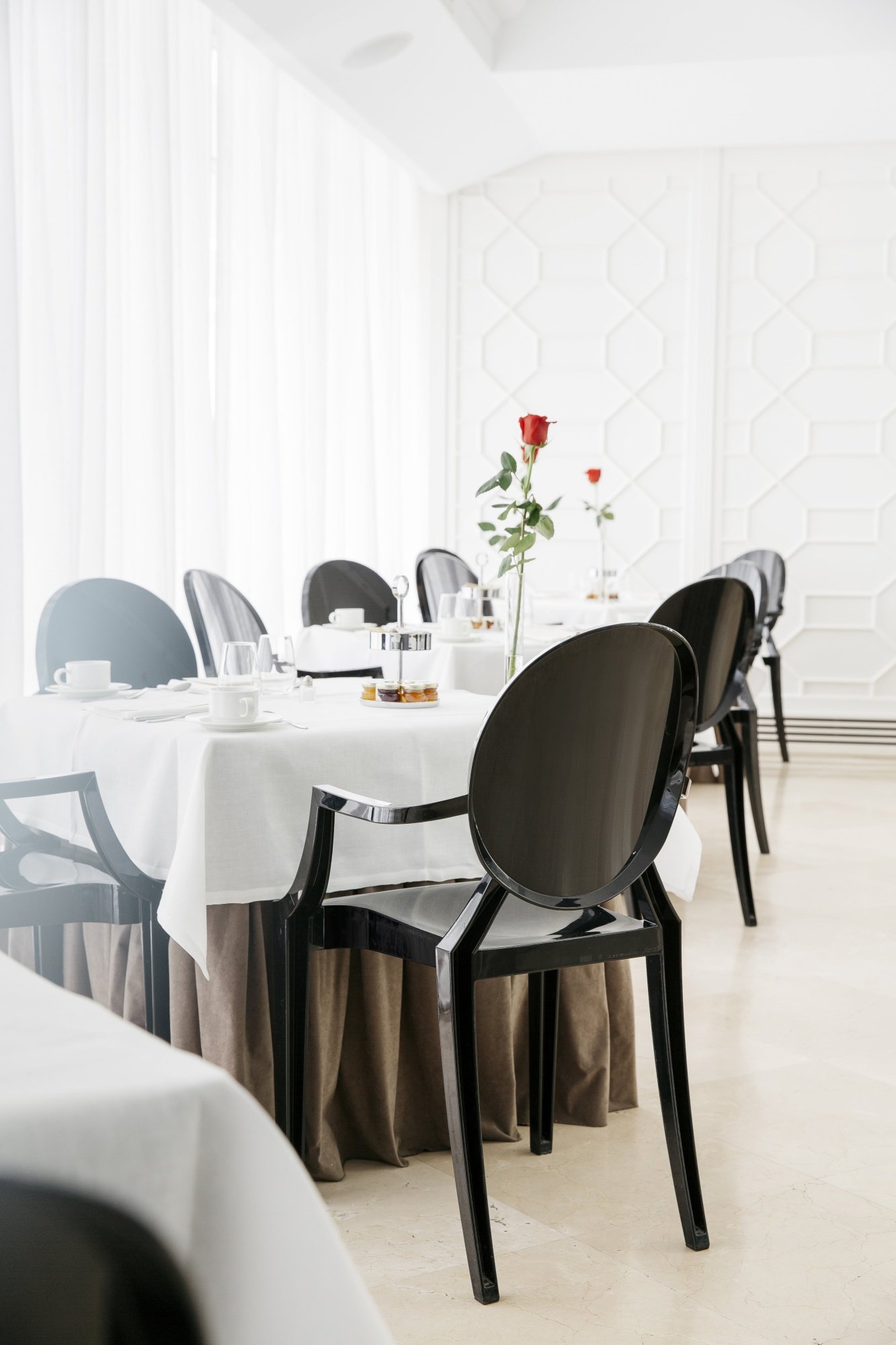 Hotel Villa Real, east bar restaurant