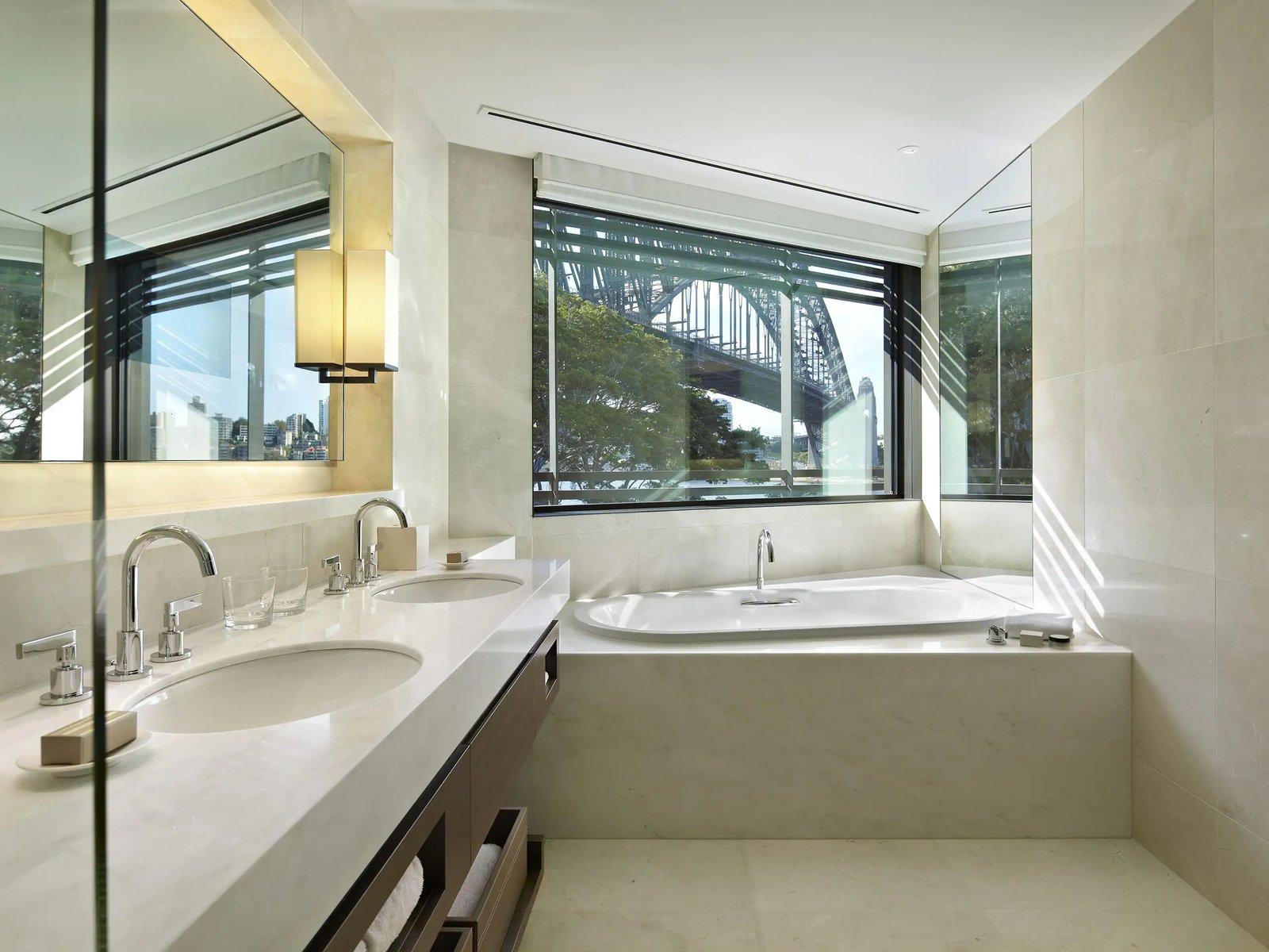 Park Hyatt Sydney — rooms