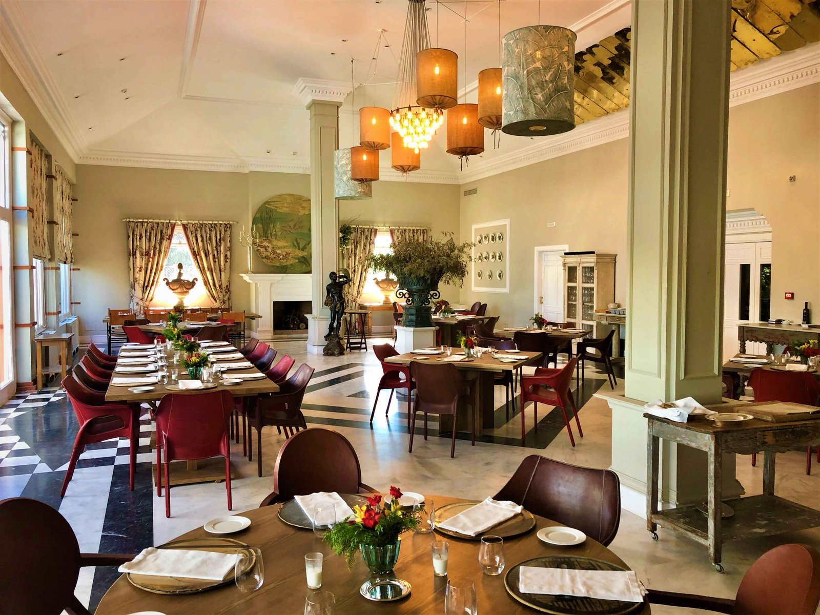 Hotel Valdepalacios y Restaurante Tierra, at the table