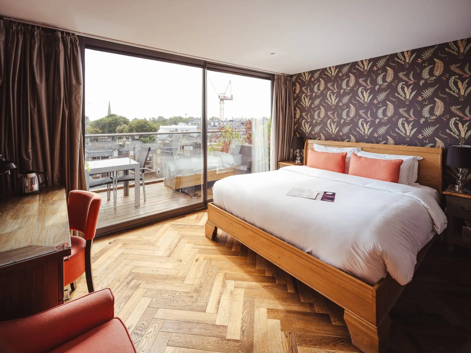 The Varsity, rooms