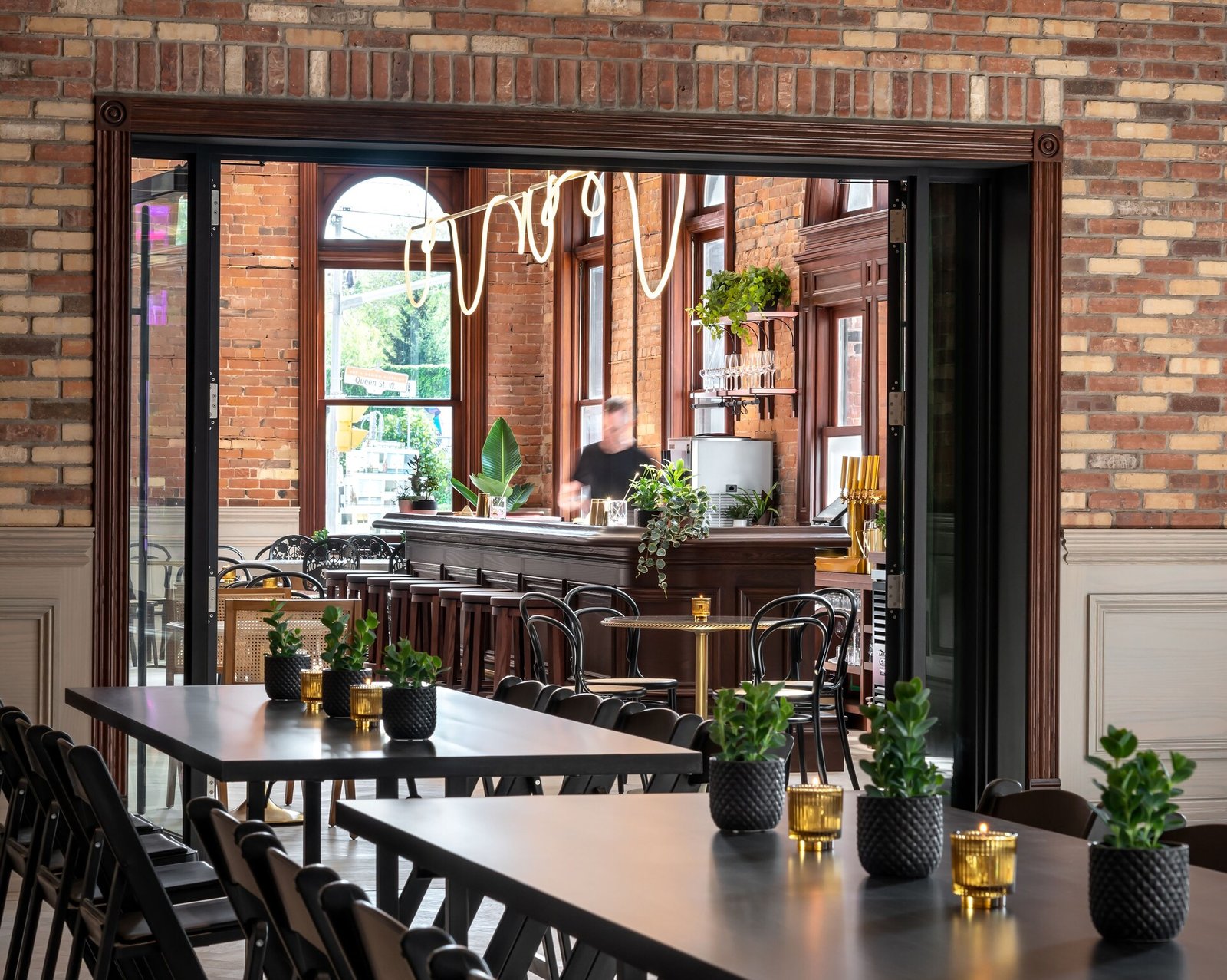 Gladstone House, gladstone bistro