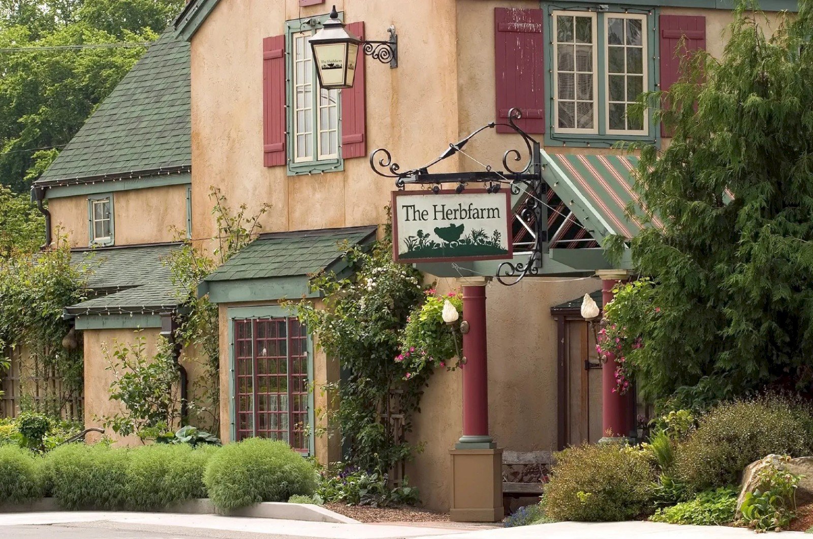 Willows Lodge, at the table