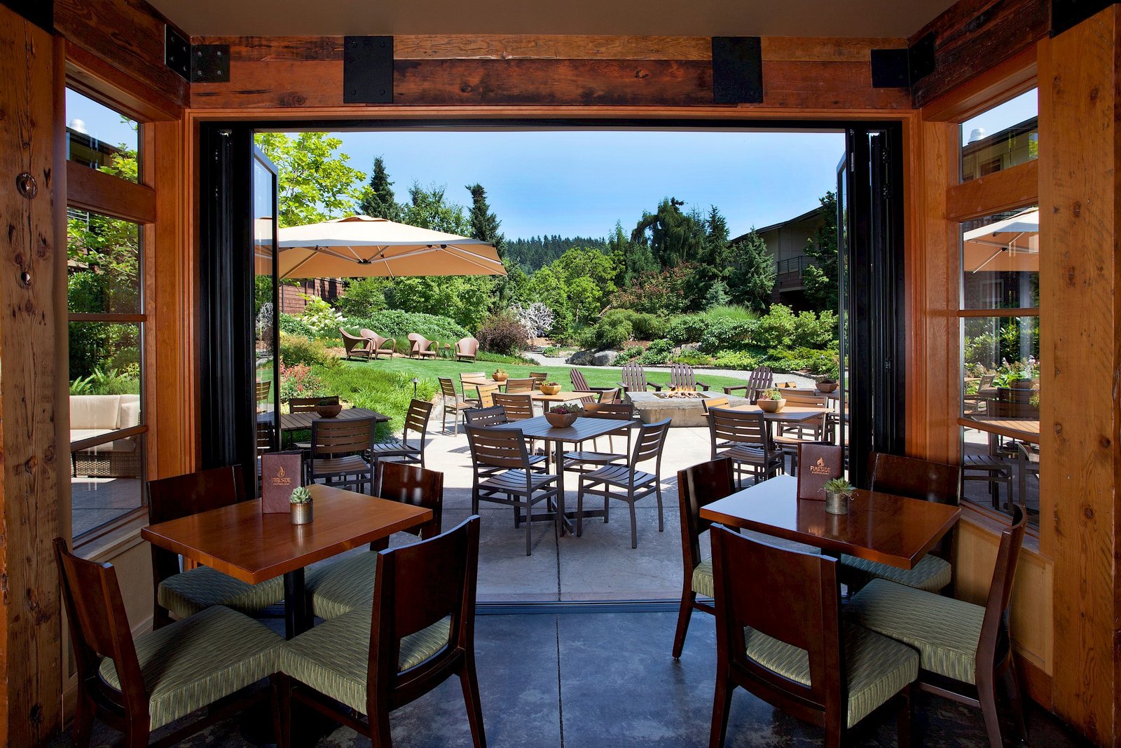 Willows Lodge, barking frog