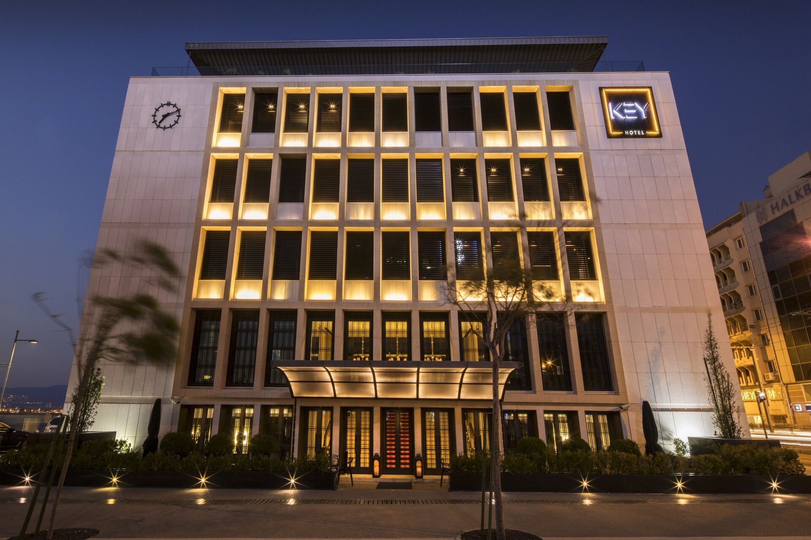 Key Hotel, how it began