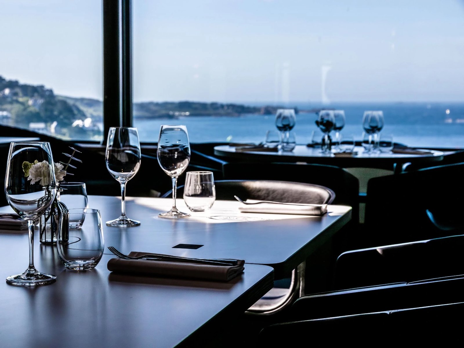 L'Agapa Hôtel - Spa, at the table
