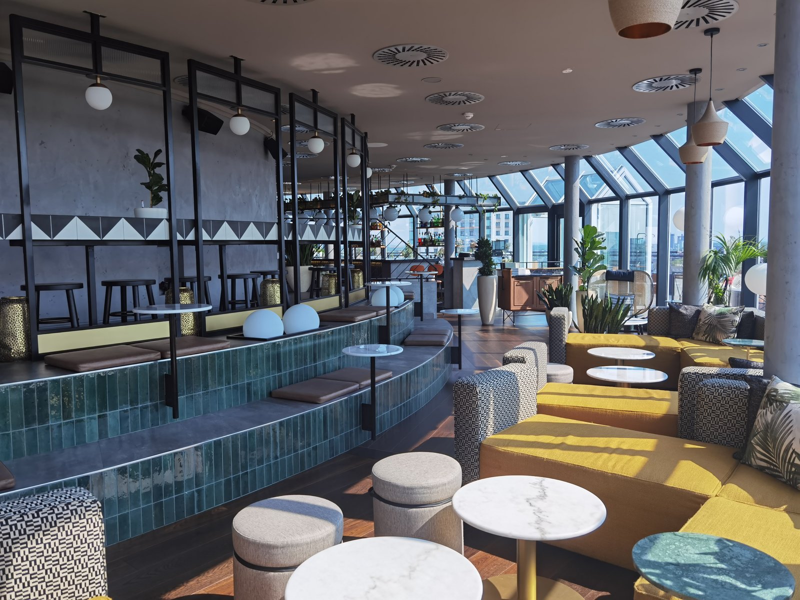 Wasserturm Hotel Cologne, Curio Collection by Hilton