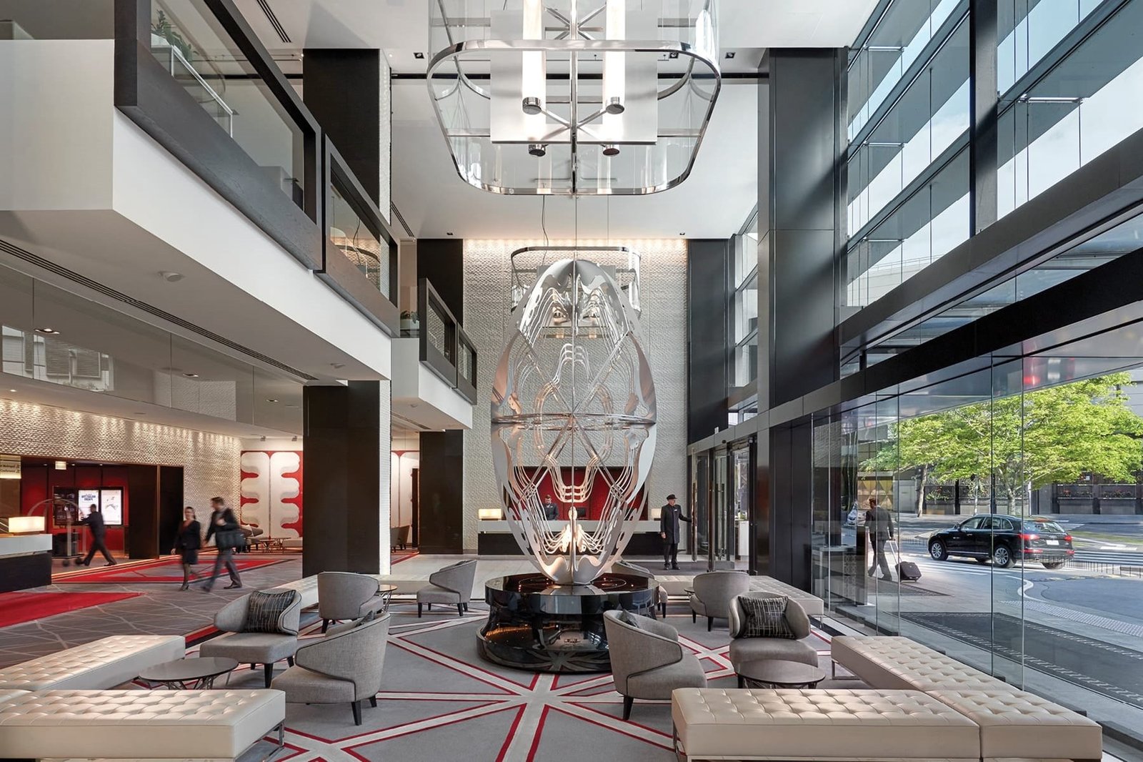 Crown Promenade Melbourne — vibe