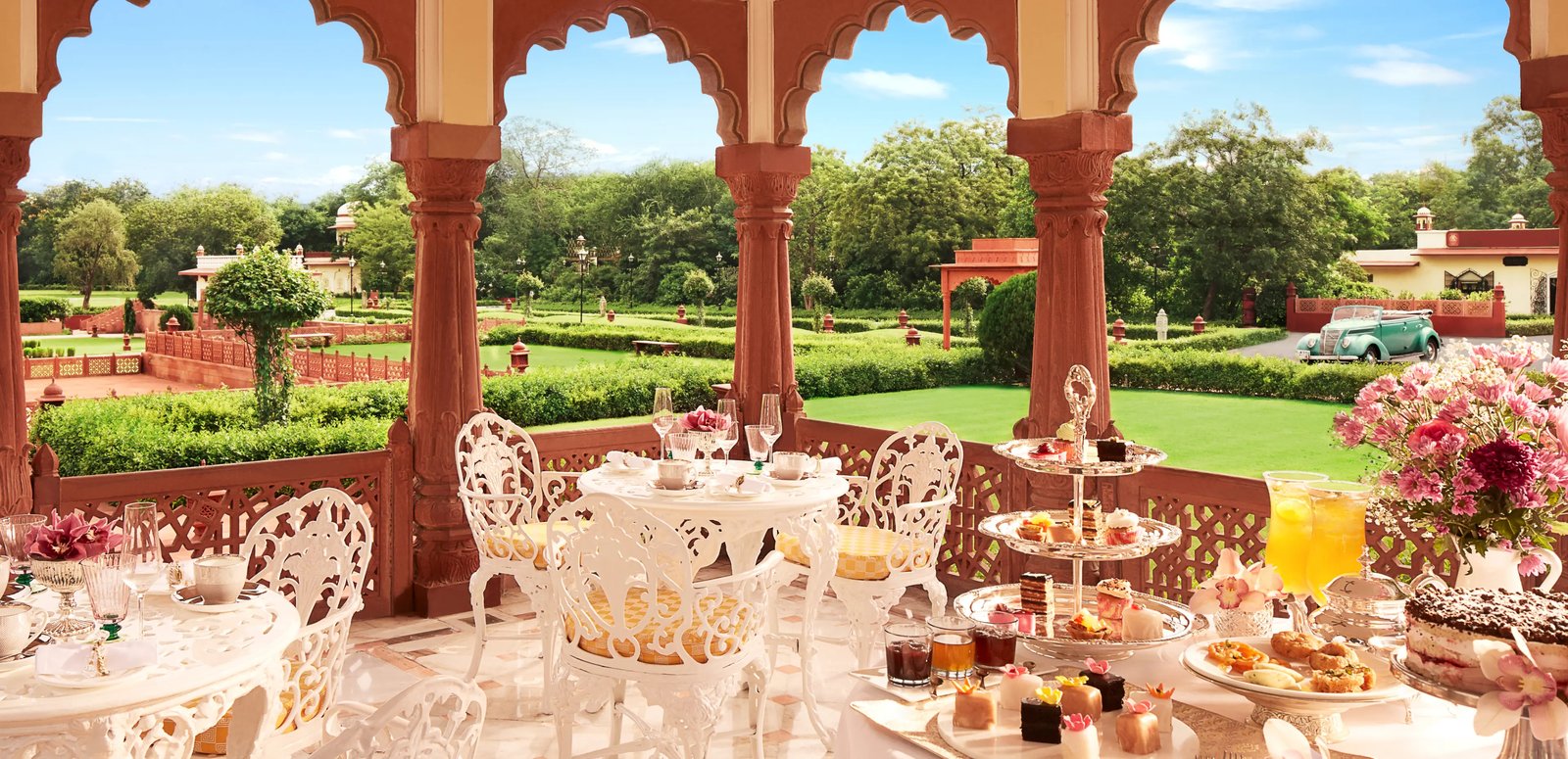 Jai Mahal Palace, Jaipur, at the table