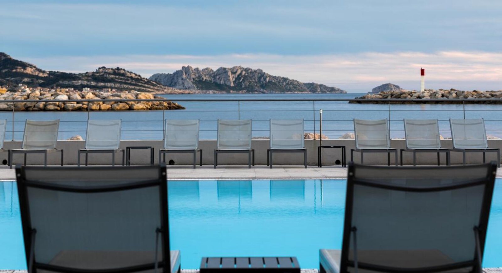Hotel nhow Marseille, the pool