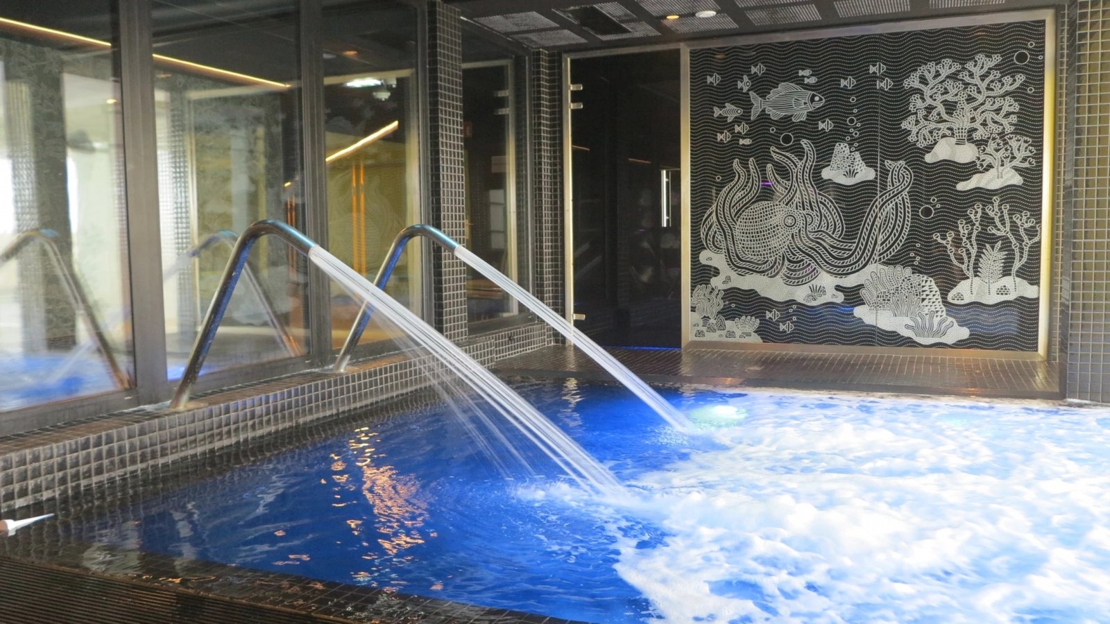 Hotel nhow Marseille, the spa