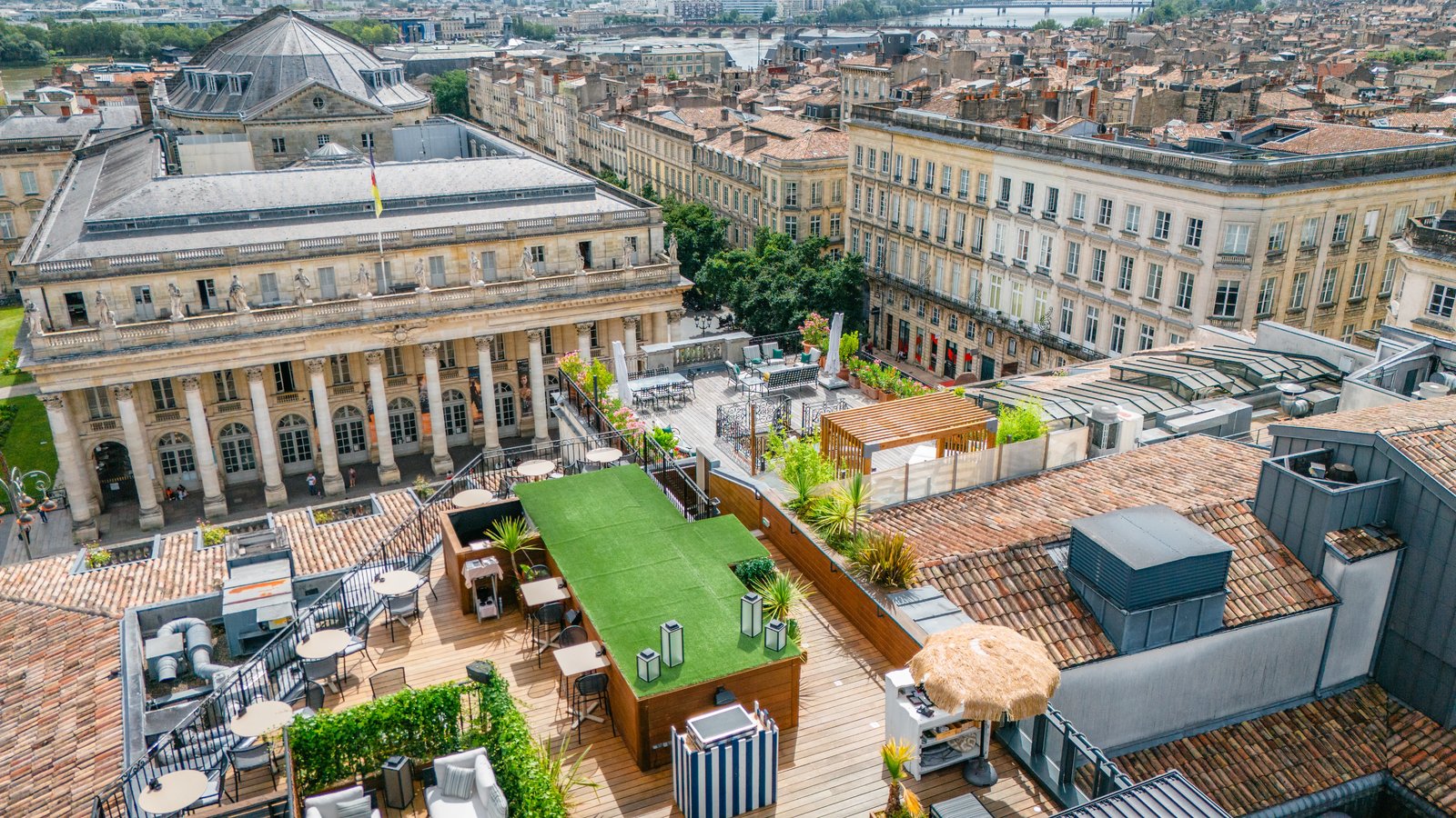 InterContinental Bordeaux - Le Grand Hotel by IHG, at the table