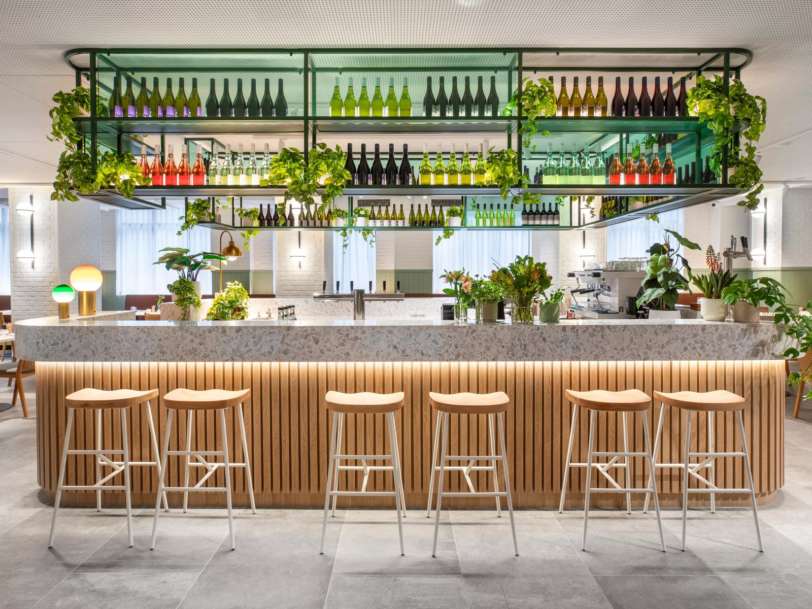 Holiday Inn Melbourne Bourke Street Mall — eat & drink