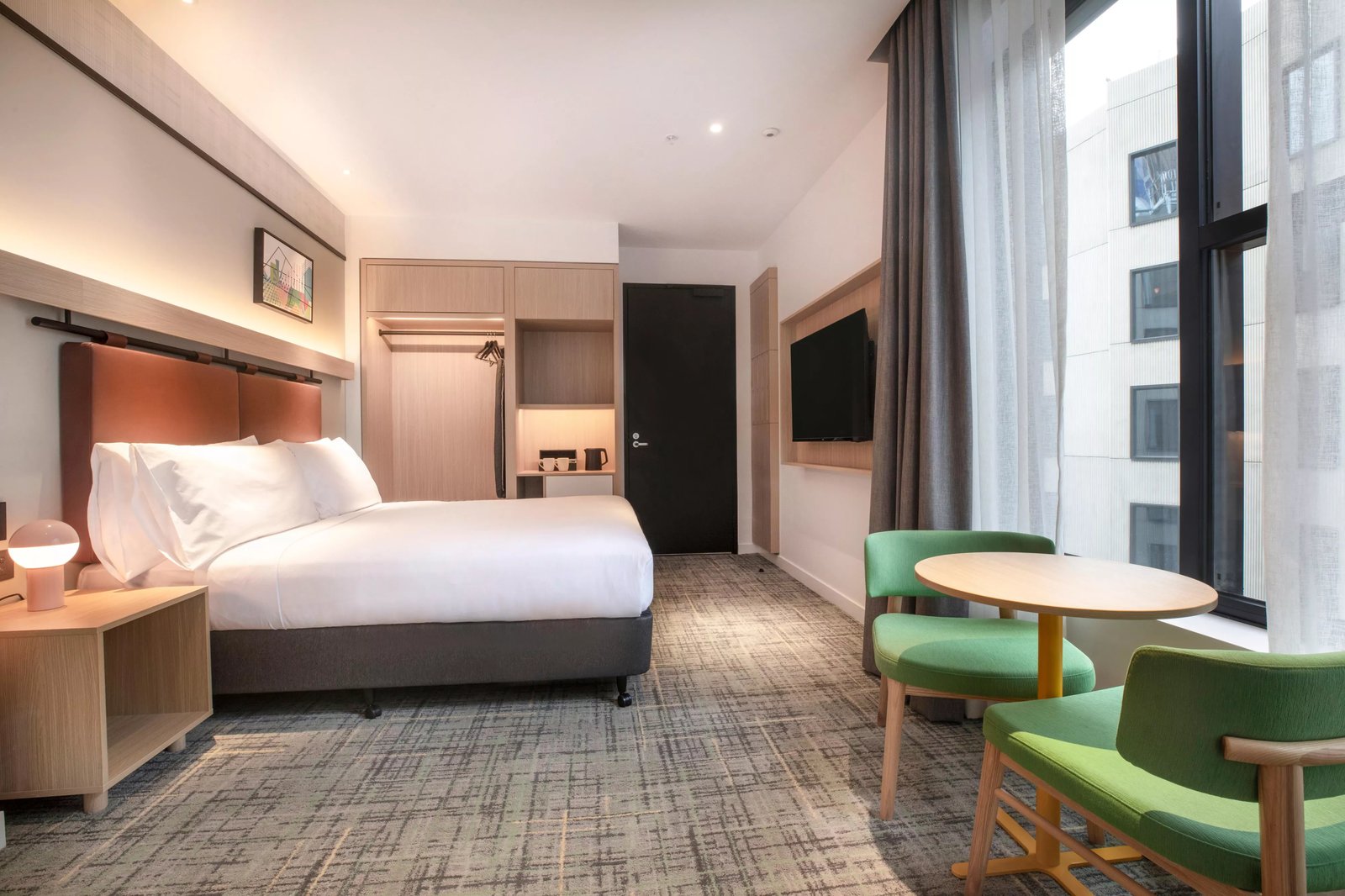 Holiday Inn Melbourne Bourke Street Mall — rooms