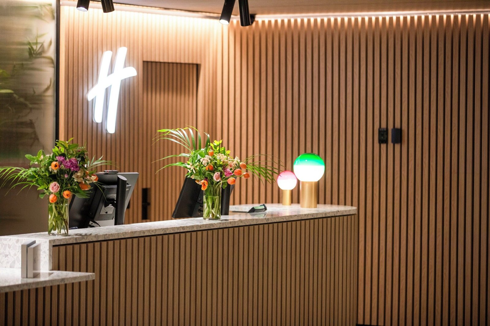 Holiday Inn Melbourne Bourke Street Mall — vibe