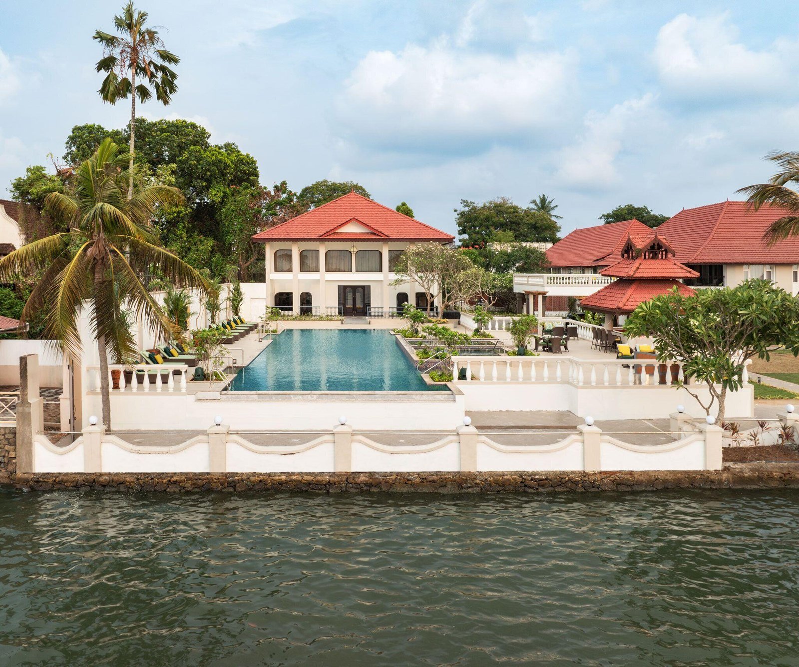 Taj Malabar Resort & Spa, Cochin, the pool