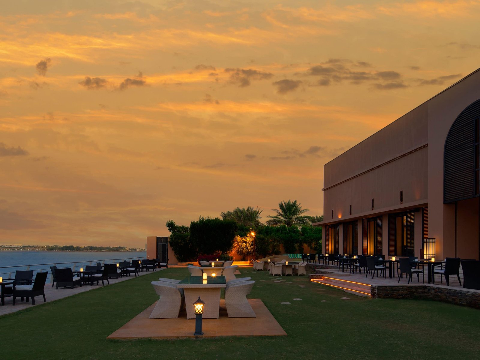 Park Hyatt Jeddah – Marina, Club and Spa, at the table