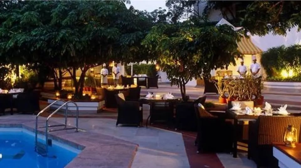 Taj Bengal, Kolkata, at the table
