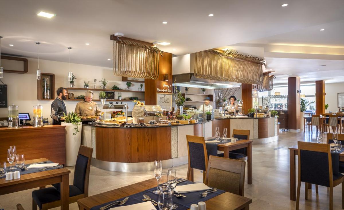 Valamar Riviera Hotel & Residence, valamar riviera hotel restaurant