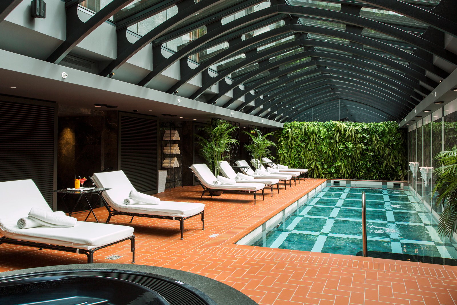 Hotel Telegraaf, the pool