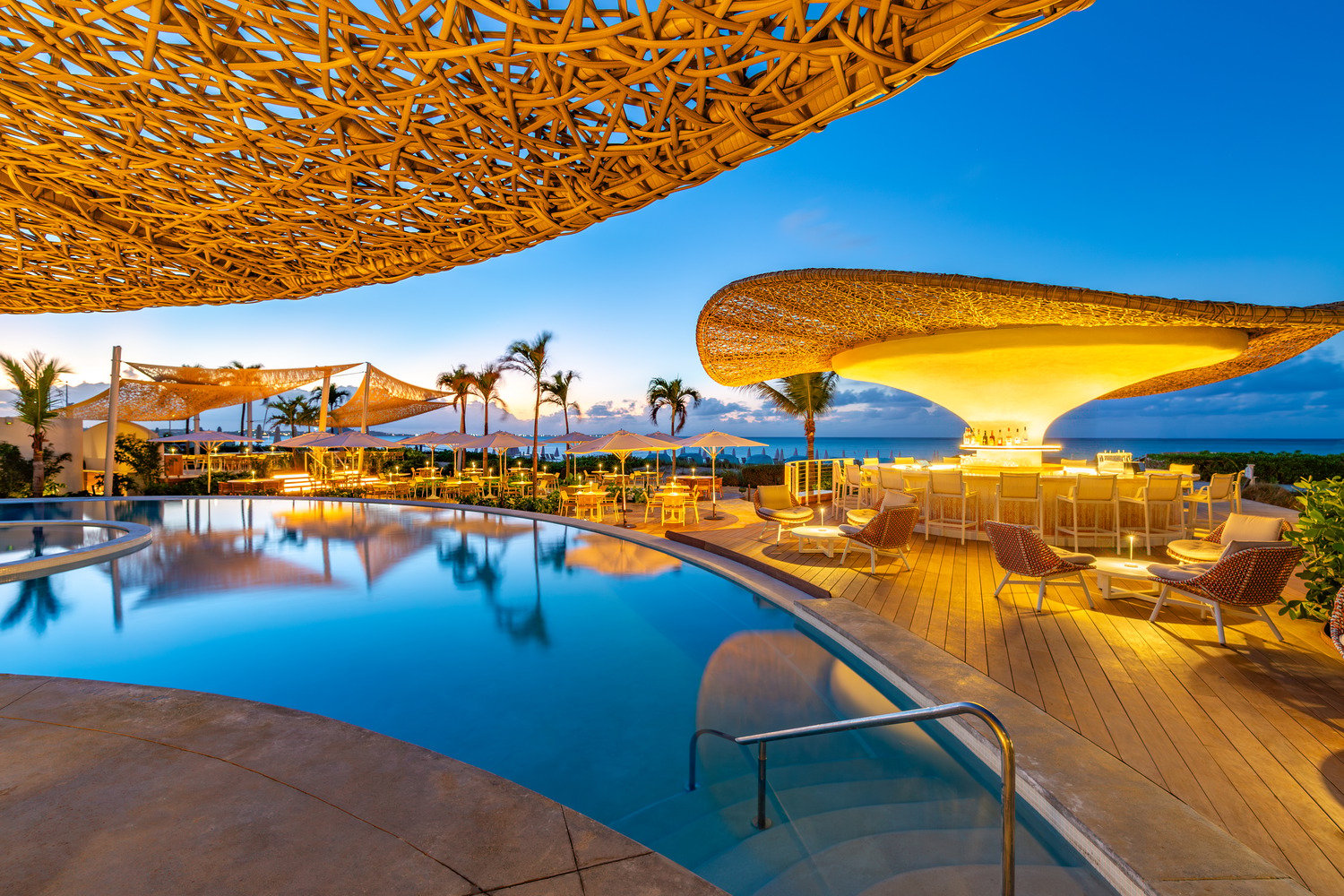 The Palms Turks and Caicos, plunge bar