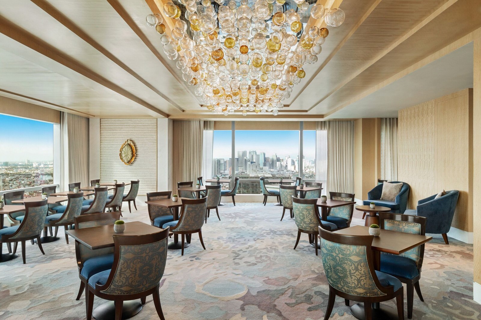 Shangri-La The Fort — eat & drink