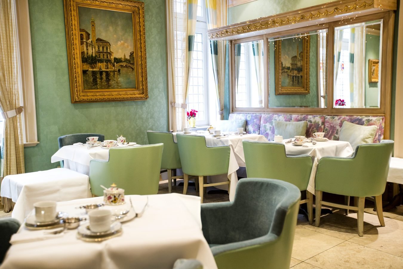 Windsor Arms Hotel, the tea room