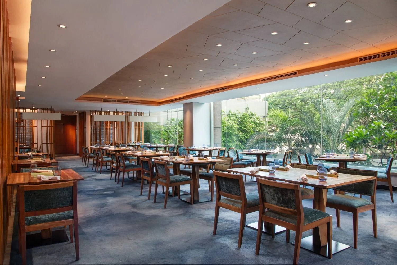 Makati Shangri-La, at the table