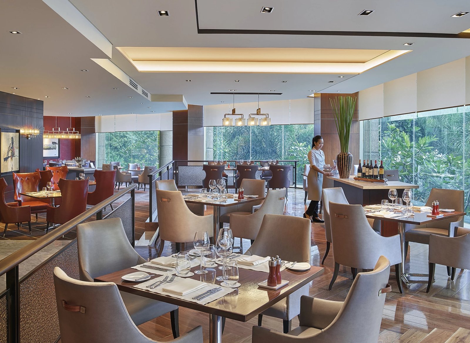 Makati Shangri-La, at the table