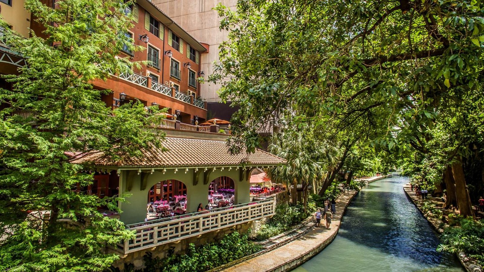 Hotel Valencia Riverwalk, how it began
