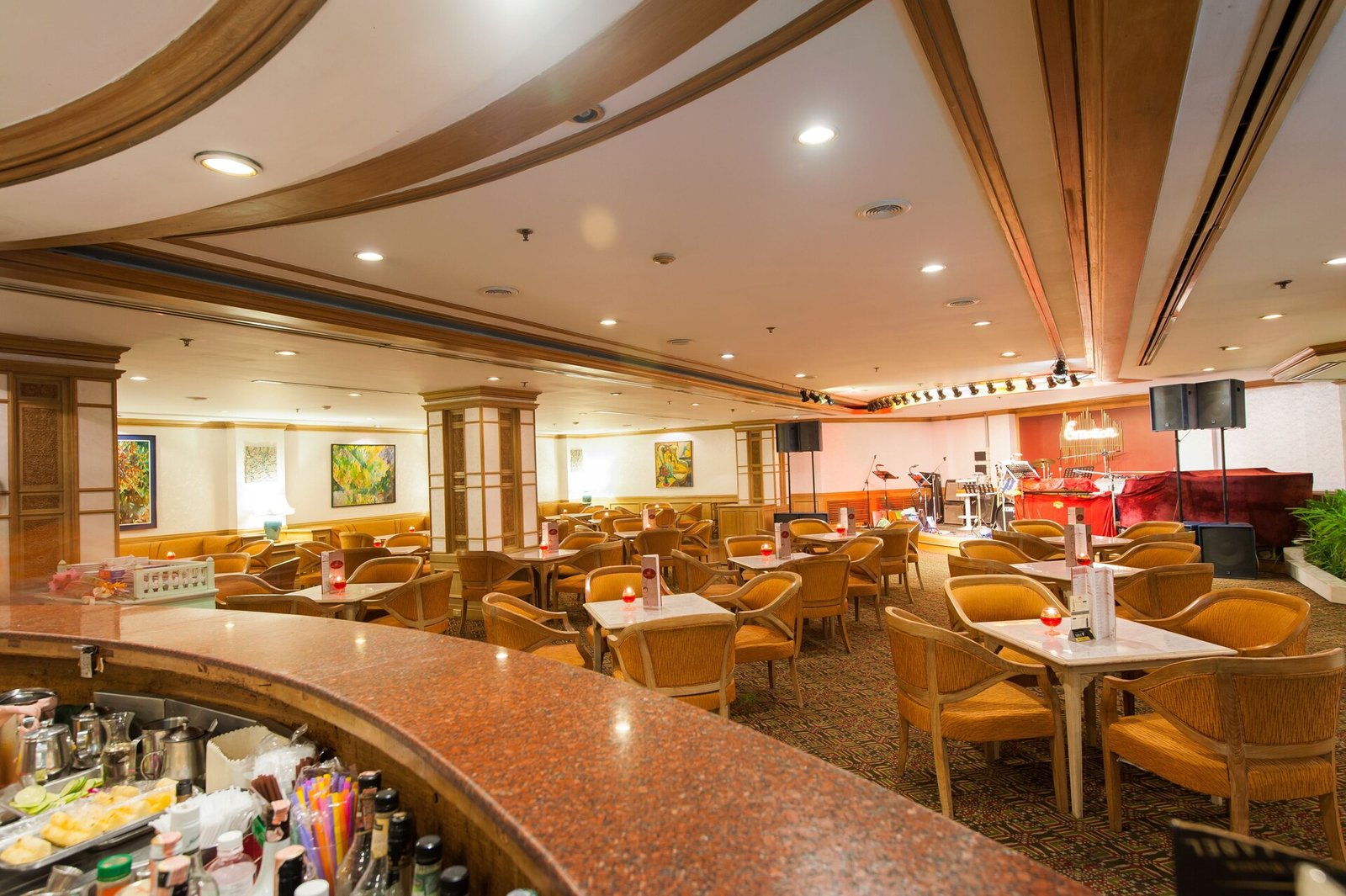 The Empress Chiang Mai Hotel — eat & drink