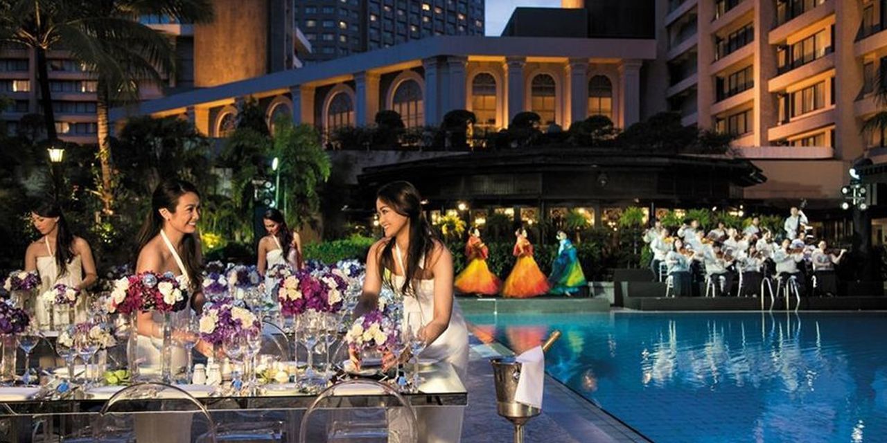 The Peninsula Manila — vibe