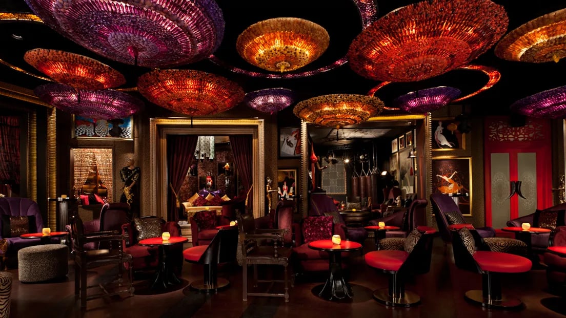 The Peninsula Manila, at the table