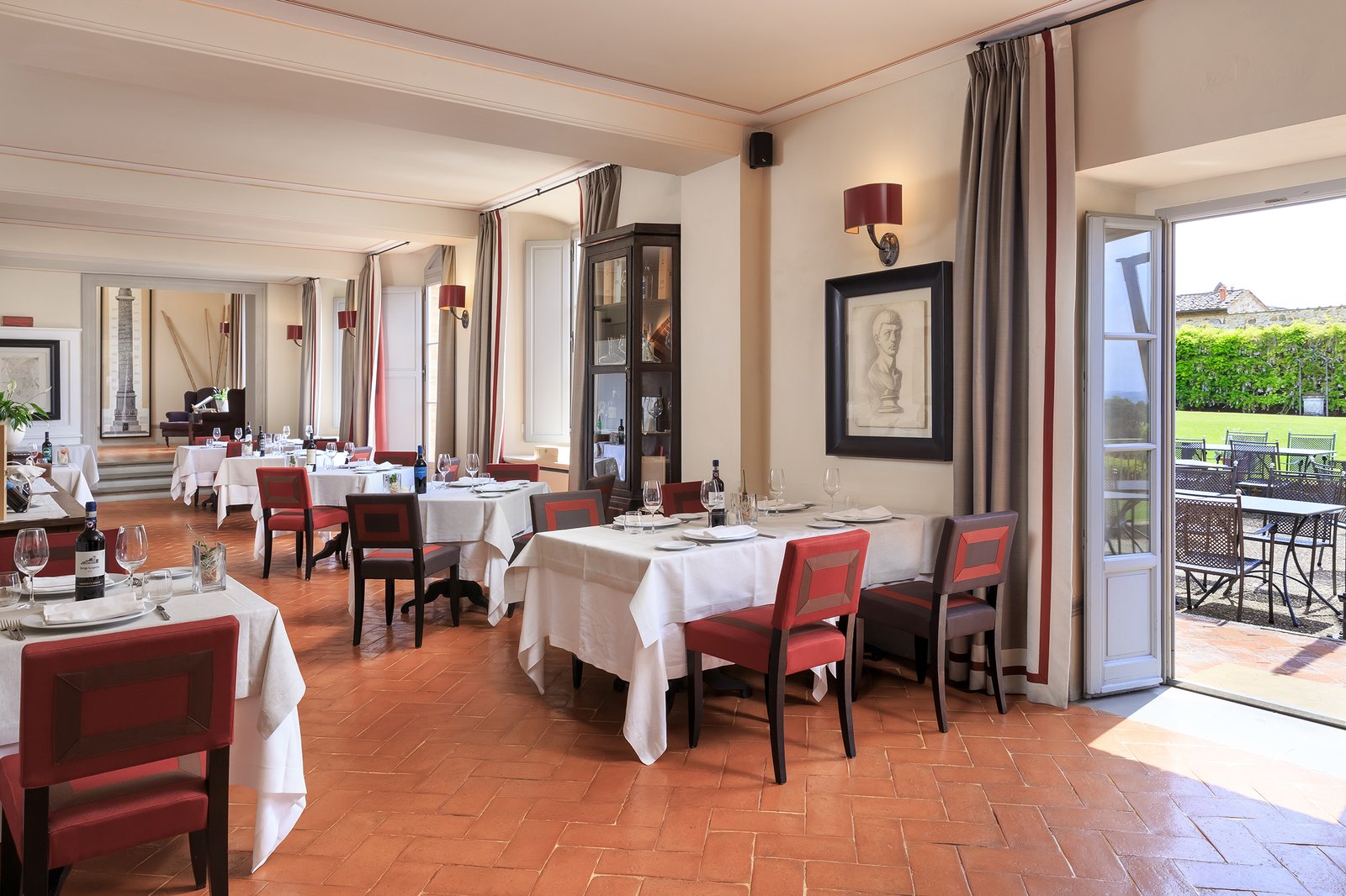 Relais Borgo Scopeto, at the table