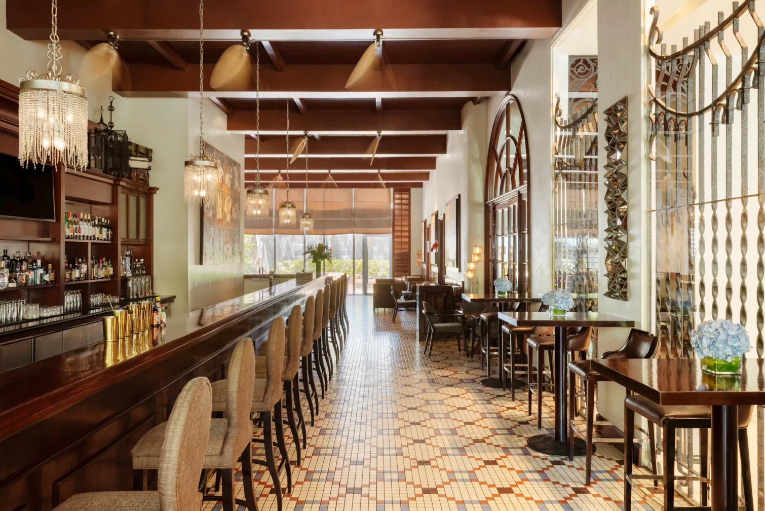 Raffles Makati — eat & drink