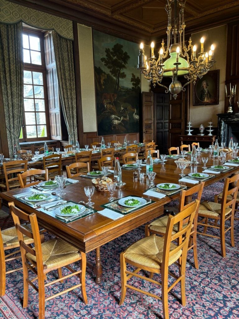 Château de Canisy, grand dining room