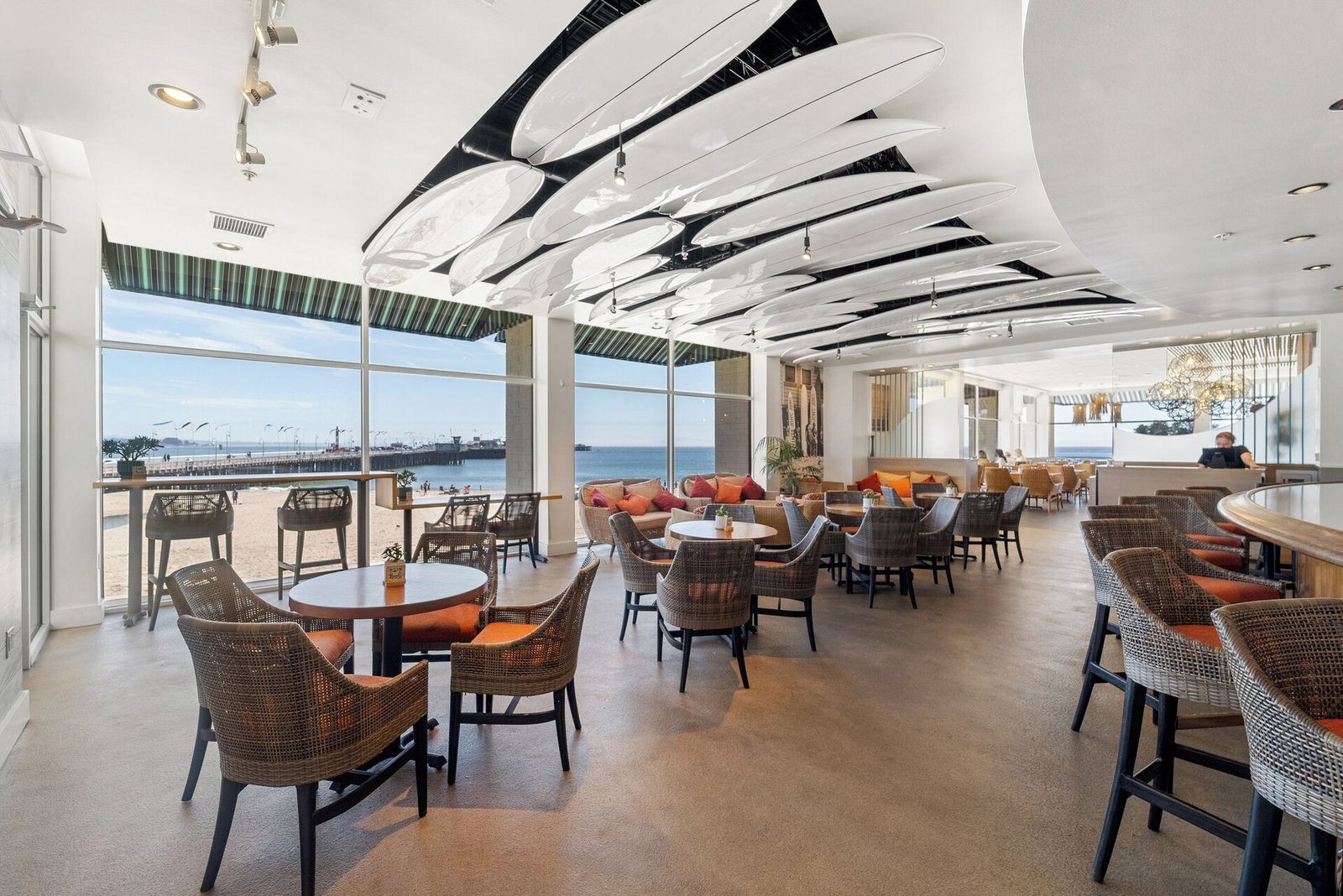 Dream Inn, jack o’neill restaurant & lounge