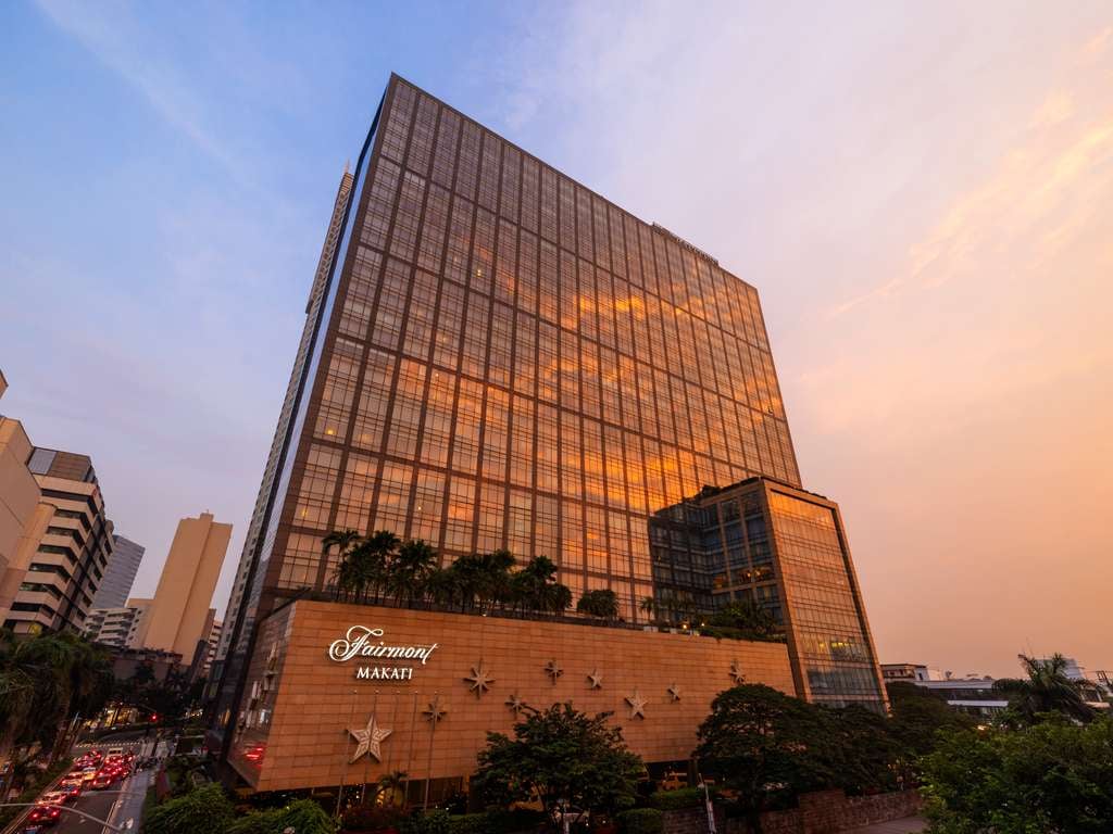 Fairmont Makati — vibe
