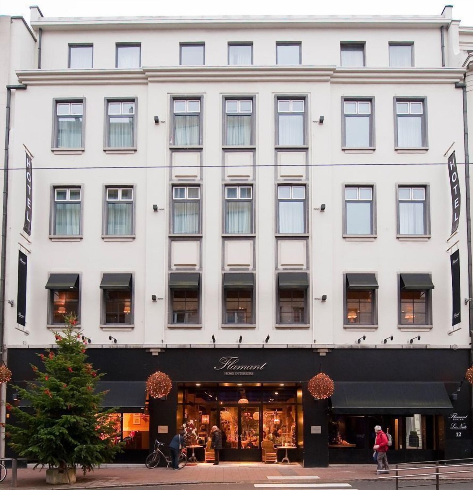 Hotel Les Nuits Hotel, how it began