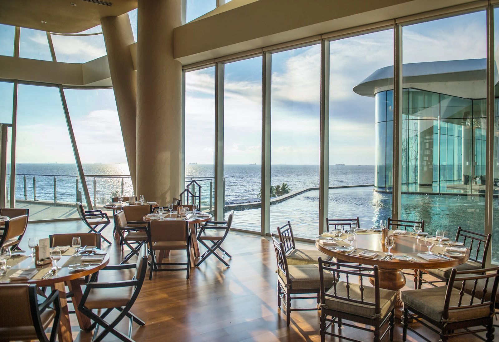 Conrad Manila — eat & drink