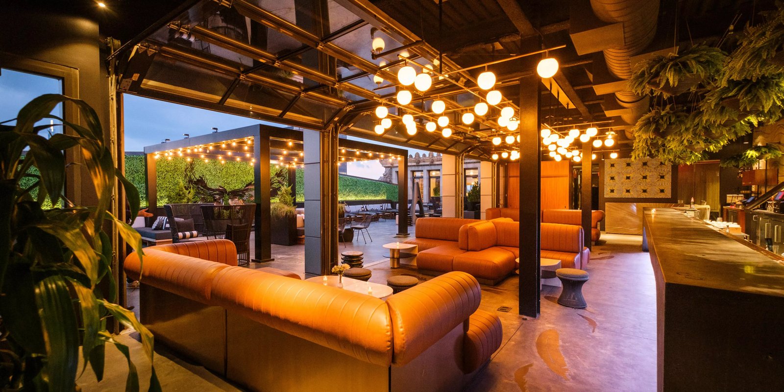 Kimpton Hotel Monaco Philadelphia, stratus rooftop lounge