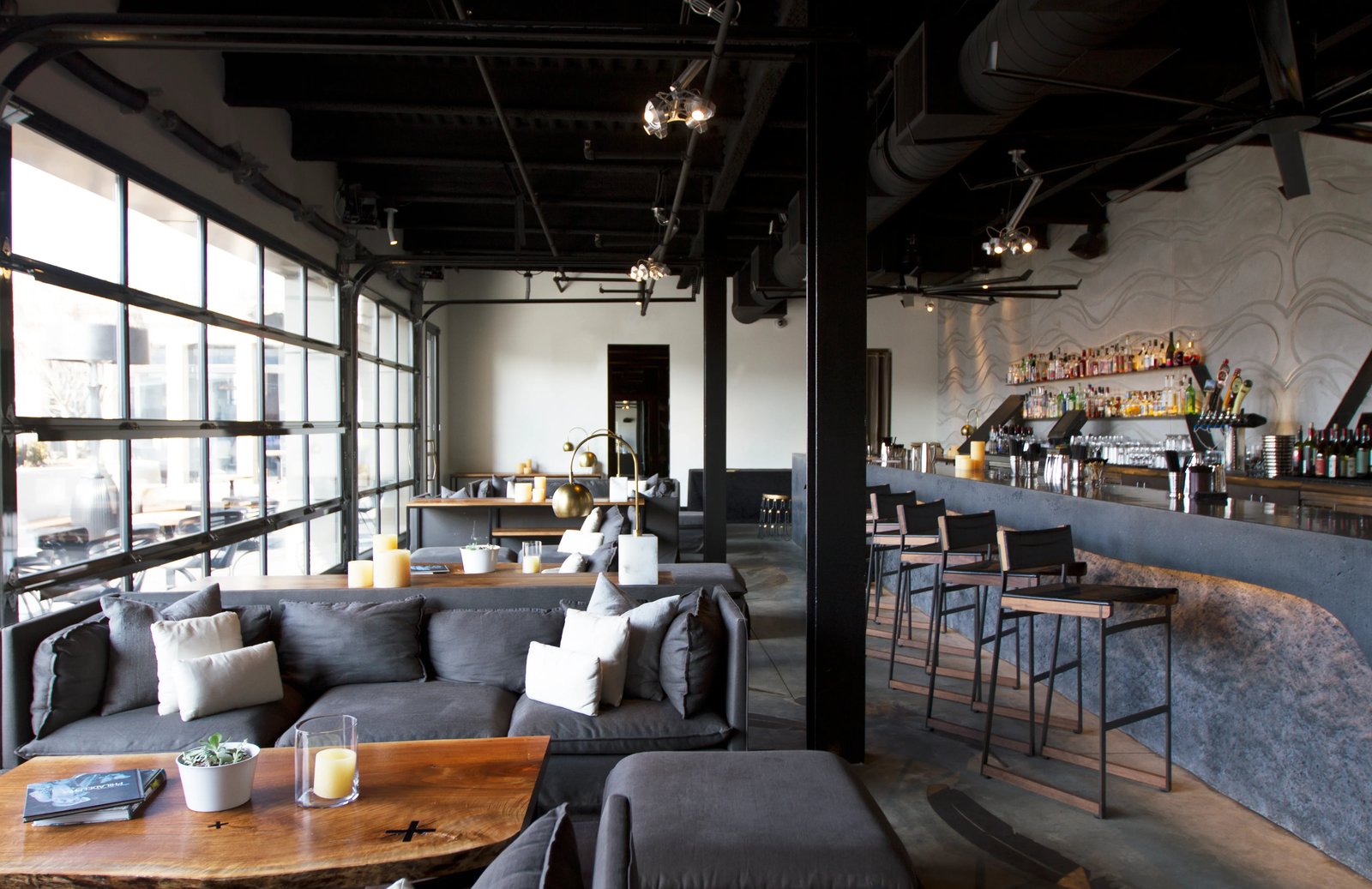 Kimpton Hotel Monaco Philadelphia, stratus rooftop lounge