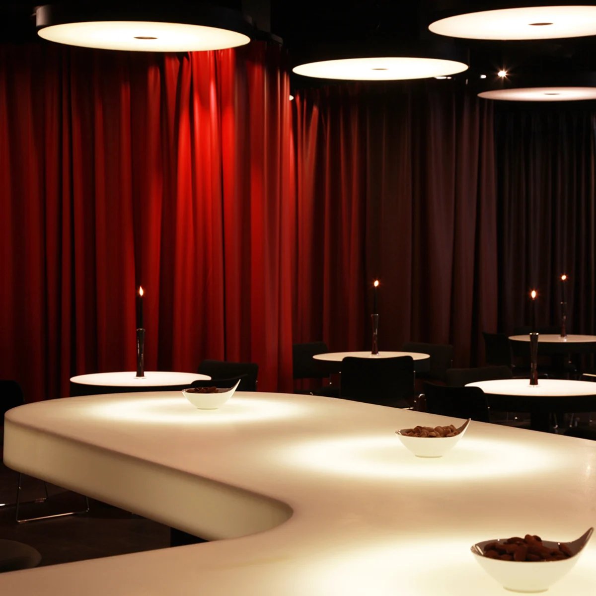 Lone Hotel by Maistra Collection, at the table