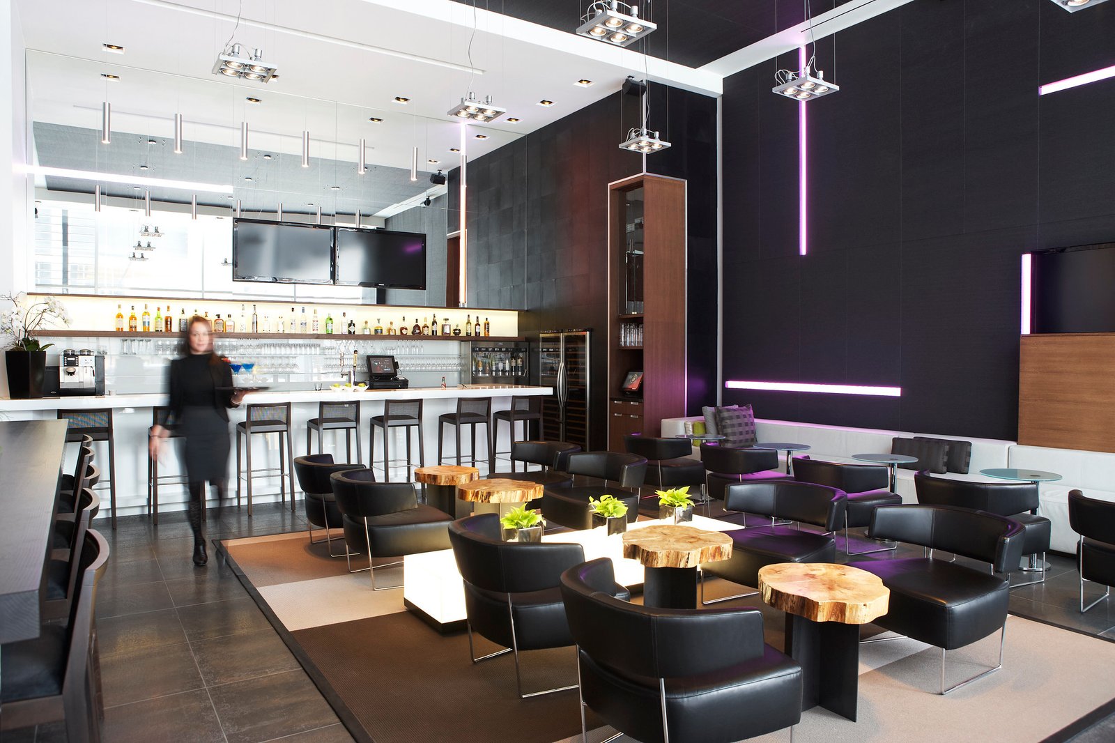 Le Germain Hotel Toronto Maple Leaf Square, bar le germain
