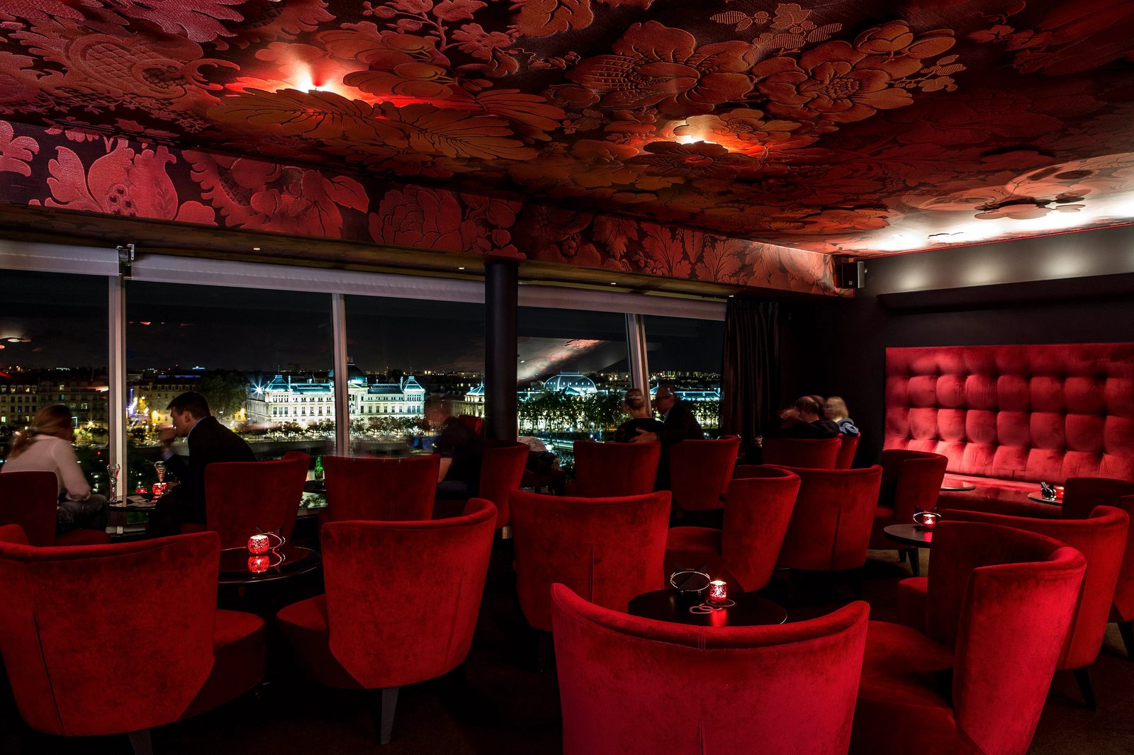 Sofitel Lyon Bellecour, at the table