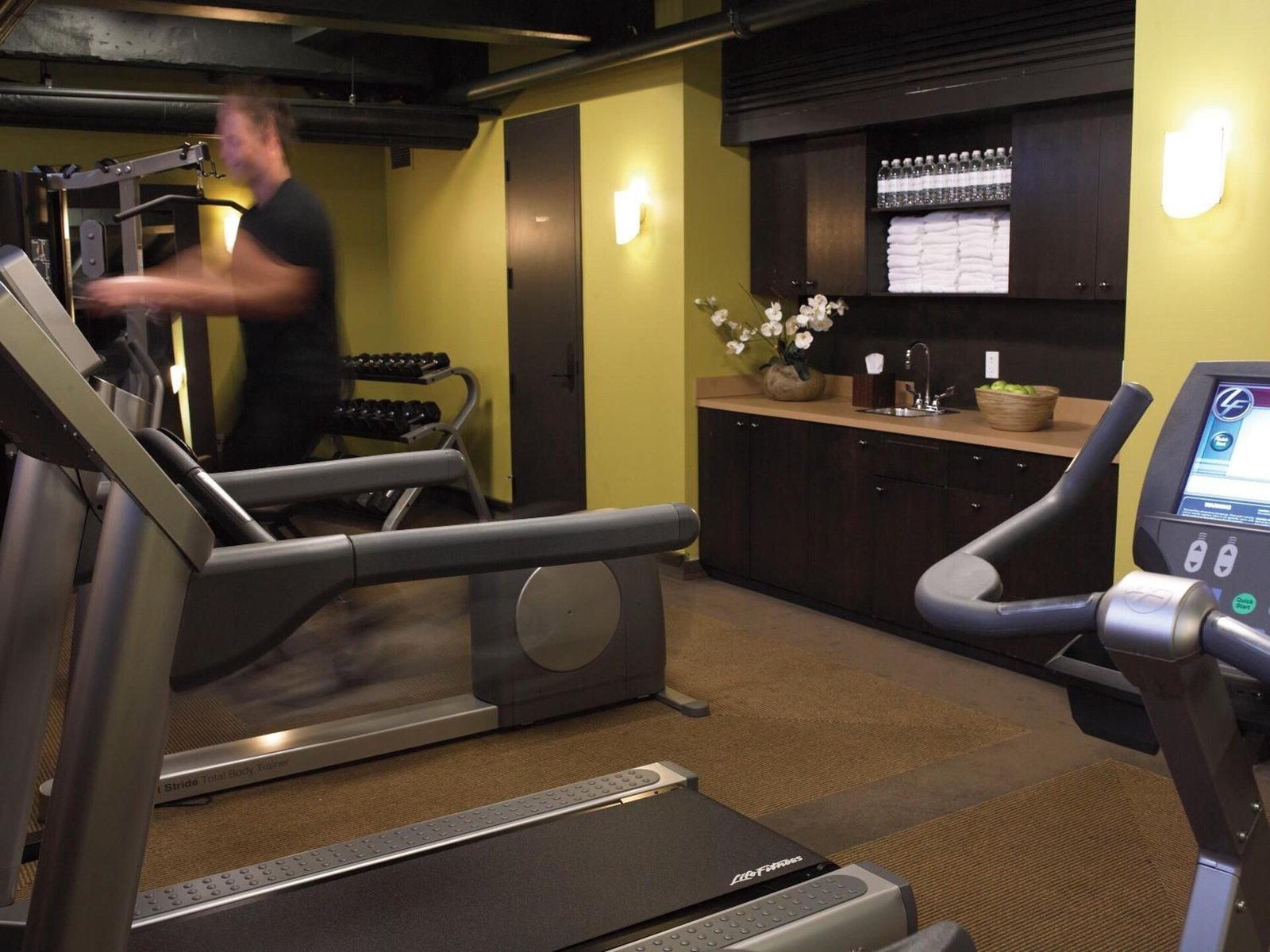 Hôtel Le Germain Québec, gym and massage