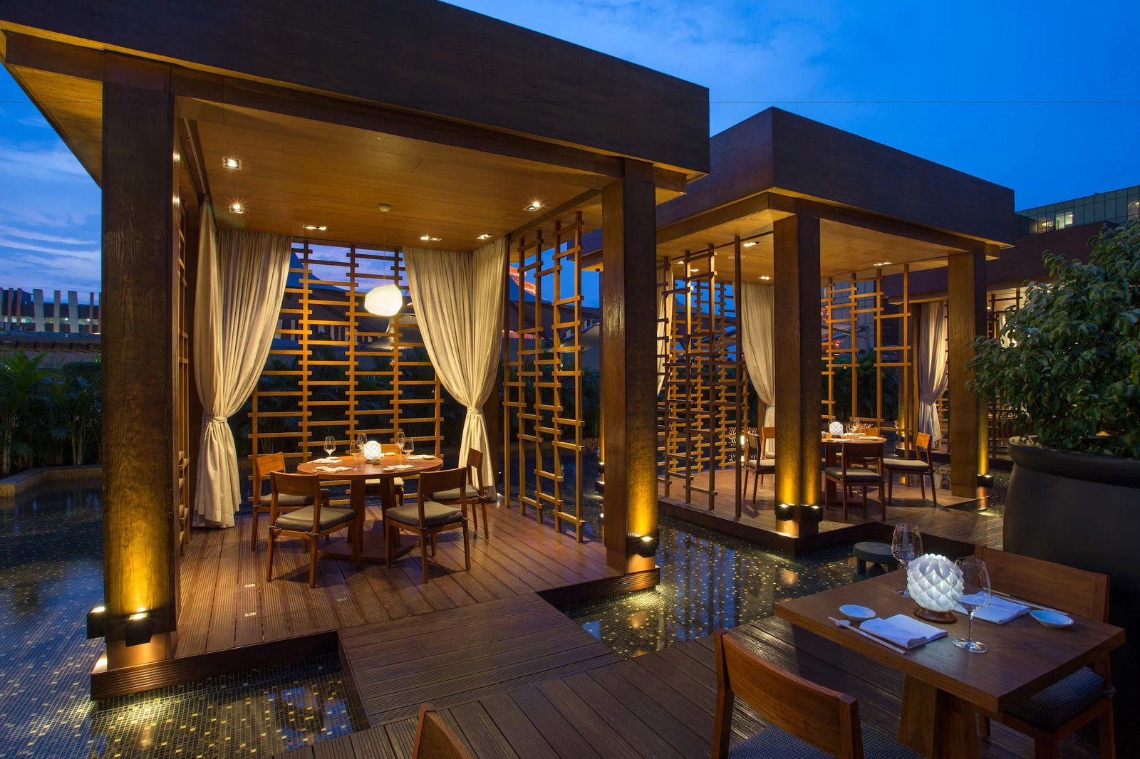 Nobu Hotel Manila — vibe