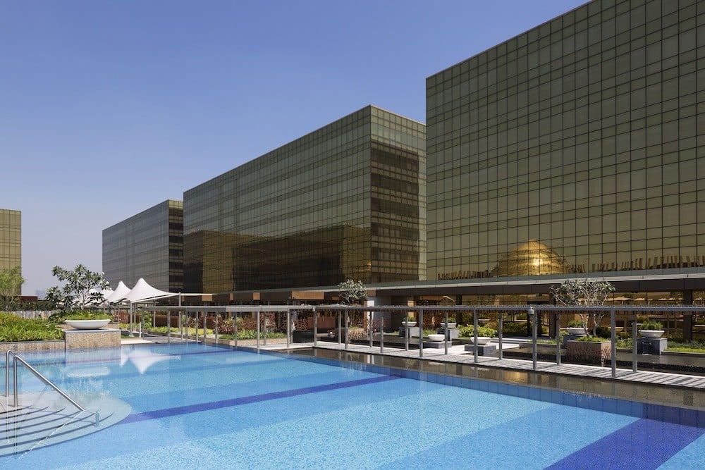 Nobu Hotel Manila, the pool