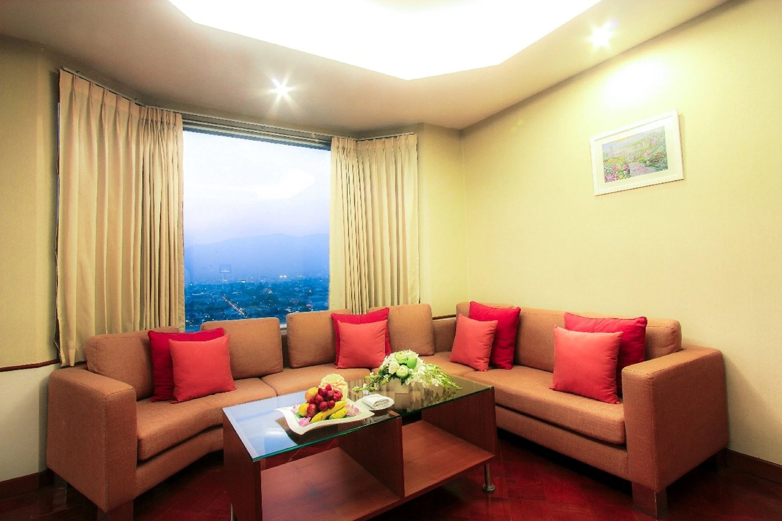 Duangtawan Hotel — rooms