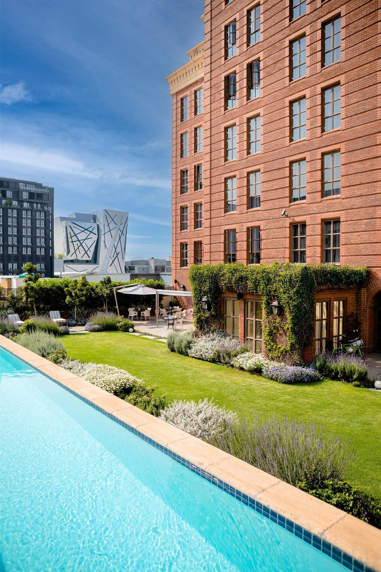 54 on Bath, the pool